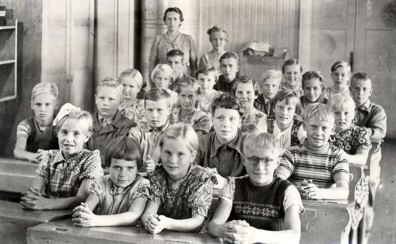 yläkoulu 1953-1954